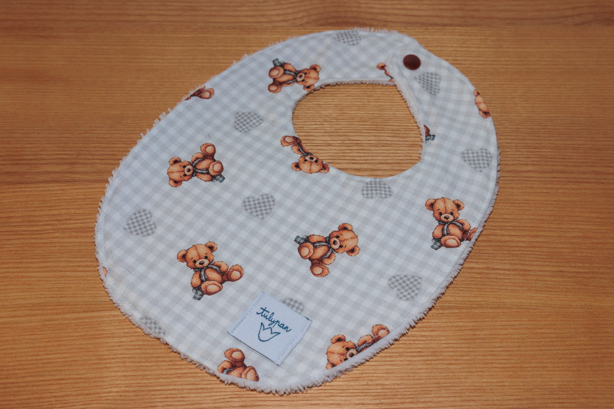 Bib bears